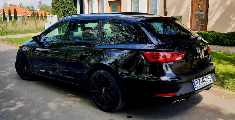 Seat Leon cena 69900 przebieg: 62000, rok produkcji 2018 z Kórnik małe 326
